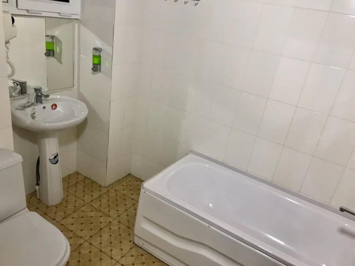 מלון Little בוקורו מראה חיצוני תמונה